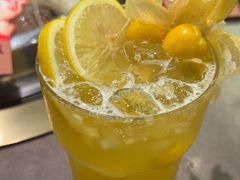 -锅飘飘·东北铁锅炖(雨花客厅店)