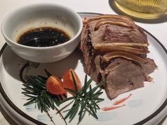 -悟空山宿陨石私汤温泉酒店(神舟大道地铁站店)
