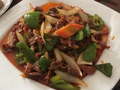 -溢心园香河肉饼总店