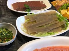 -热火朝天鲜切牛肉火锅(南强街巷店)