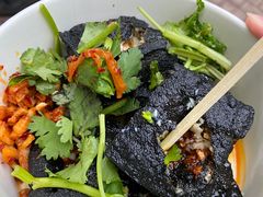 -黑色经典臭豆腐·湖南特产(坡子街特产局店)