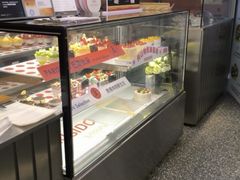 -巴黎优朵烘焙馆(菱角湖壹号店)