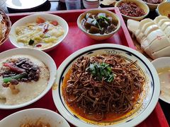 -蓝田九大碗民俗食府(蓝田店)