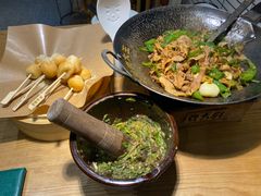 -费大厨辣椒炒肉(万家丽一店)