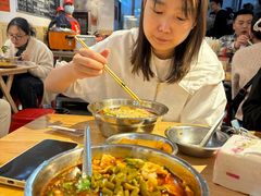 -柳州肥姨妈大骨螺蛳粉(沙河店)
