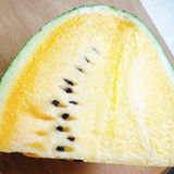 尝试买了一次黄瓤麒麟西瓜,只是抱着试试看的态度