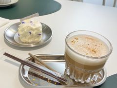 -露露家咖啡店