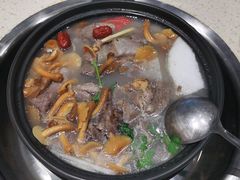 -九寨沟特色牦牛肉汤锅
