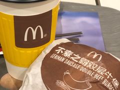 -麦当劳(虹梅路地铁站店)