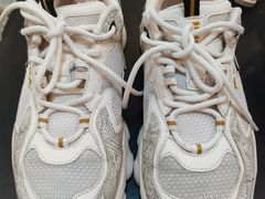 -爱革·洗衣改衣·洗鞋修鞋·洗包修包·奢侈品护理(宝地广场店)