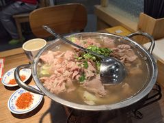跷脚牛肉小锅-肖四女乐山跷脚牛肉(世博源店)