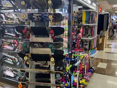 -义乌小商品批发市场(中国小商品城·篁园服装市场店)