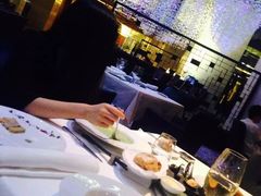 -AZUR聚(香格里拉饭店)