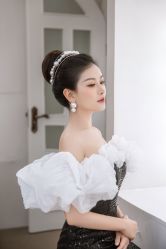 -洋洋婚纱品牌集合店