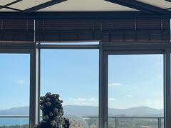 -瑰丽酒店·海吧·天际下午茶·现场DJ·天台酒吧
