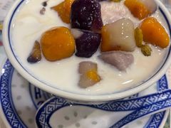 -广信牛奶甜品世家(台东店)