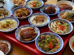 -蓝田九大碗民俗食府(蓝田店)