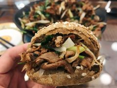 芝麻火烧-烤肉季饭庄