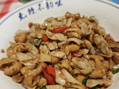 -笨豆腐居民楼菜馆•江西小炒(天津开发区店)