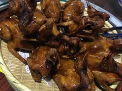 红烧乳鸽-石岐乳鸽村(南海第三分店)