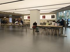 -华为授权体验店(中山公园来福士)