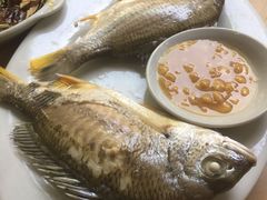 黄鲳鱼饭-长平肥姐白粥·海鲜打冷