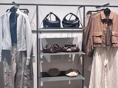 -URBAN REVIVO(西安Momopark店)