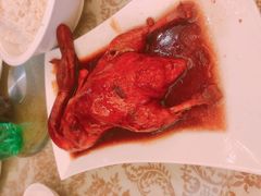 -鸿一饭店(隐秀路店)