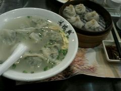 -鸿瑞興面馆(梅岭店)