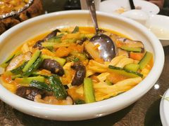 鲜腐竹烧素三样-阿庄新豫菜(航海东路店)