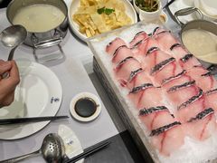 -红鼎豆捞·非遗鲍皇汤火锅(宝丰路店)