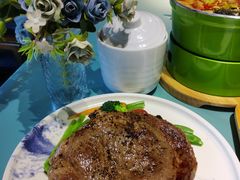 西冷牛扒-范设计花园餐酒咖·中西餐·咖啡厅·酒馆