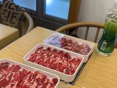 -杨老板·海鲜集市火锅·鲜切牛肉(中防万宝店)