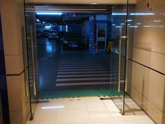 -龙湖天街-停车场