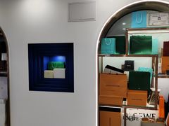 -聚云奢二手奢侈品黄金手表包包回收·中古店(三里屯总店)