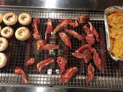 -马路牙子地桌烤肉(工体店)