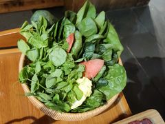 -鸿通城购物中心