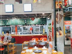 大堂-捞围鲜·港式打边炉(海阳路店)