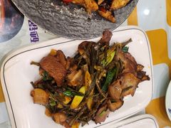 -钟记陕南菜·煎锅鱼(红专南路店)