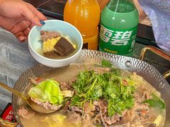 -川流不息·地道川菜·小龙虾(新松江路店)