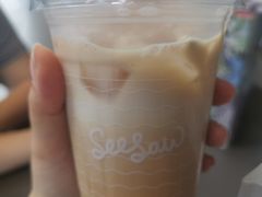 栀子花梨香拿铁-Seesaw Coffee(苏州中心店)