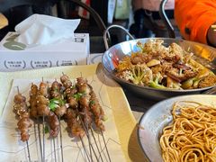 -巴厘龙虾·榜首油焖大虾(音乐学院·沿江酒馆店)