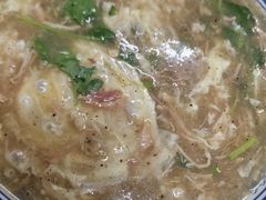 -罗卜李包子羊肉汤