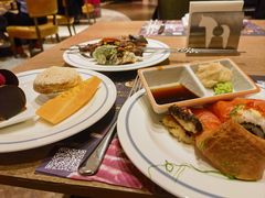 -咖啡苑自助餐厅·中国大饭店