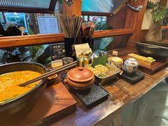 -银米·云南传统过桥米线(双廊黑金冠店)