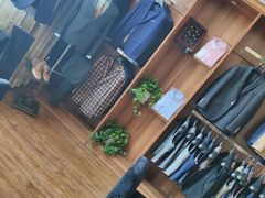 -宇翔服饰(双井桥东首城国际店)