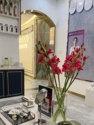 点击看大图 -谦和国际皮肤管理