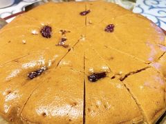 红糖发糕-巴特餐饮6加1音乐餐吧·新疆菜