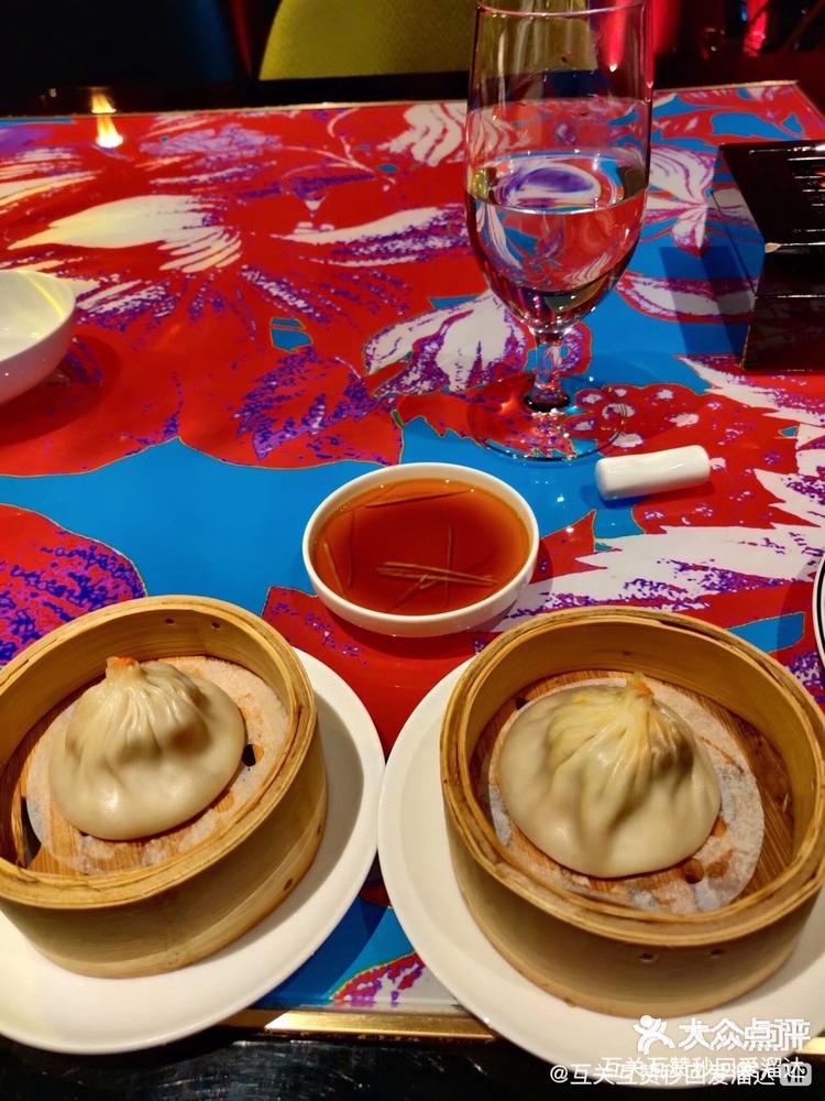 打卡黑珍珠上海滩餐厅:黄奕明星的店是一个