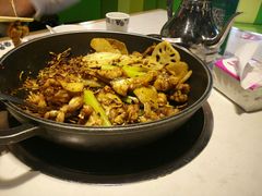 干锅牛蛙-蛙蛙叫干锅年代(簋街总店)